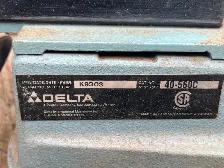 Delta 16' Scroll Saw, 2 Speed, Model #40-560C - Photo 4