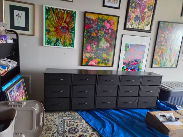 BRAND NEW CHEST OF DRAWERS