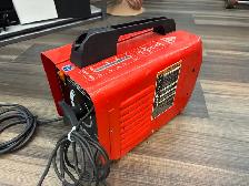 AC-100 Arc Welder 115V - Photo 4