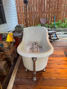 Bain sur patte de 67'' X 28'' X 31'' de haut. - Photo 5