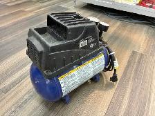 Campbell 2 Gallon Compressor - Photo 2