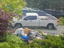 2010 Toyota tundra (not drivable)