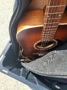 Art and Luterie , Guitar, Antique Cedar Burst - Photo 5