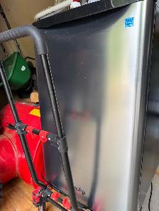 DANBY 20" 4.4 CUBIC FEET COMPACT REFRIGERATOR - Photo 5