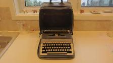 VINTAGE  REMINGTON TYPEWRITER - Photo 10