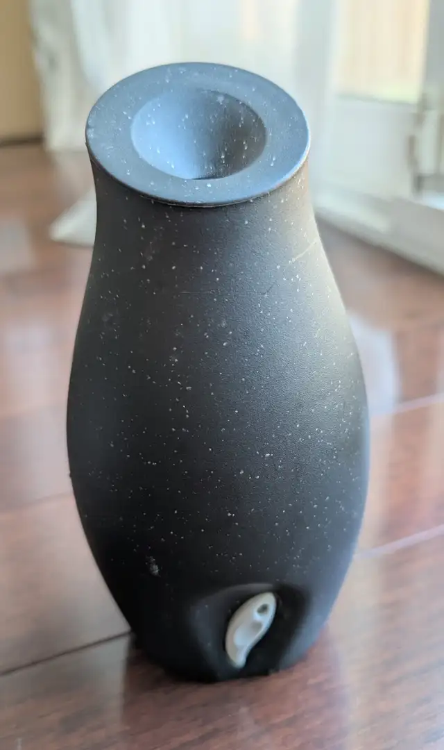 Glade Automatic Air Freshener Spray Black Vase Like New Conditio