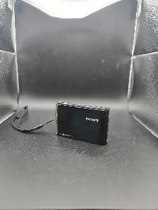 Sony Cybershot DSC-T70 8.1 MP digital camera