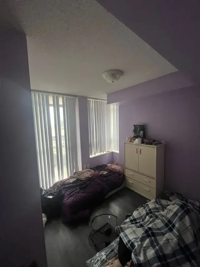 Downtown Mississauga Shared Room | Near Square One, GO Transit