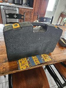visseuse Rona 14.4 volts , 2 batteries $35. - Photo 6