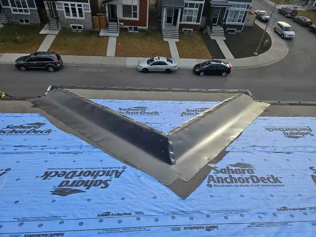 Roofer/Sider available