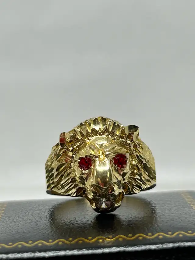 Loin Ring