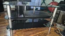 TV Stand 32' to 40'