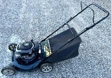 MASTERCRACT REAR BAG GAS LAWN MOWER