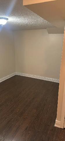 1 Bedroom Basement Apartment  For Rent In Mississauga. - Photo 3