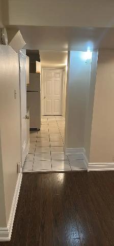 1 Bedroom Basement Apartment  For Rent In Mississauga. - Photo 8