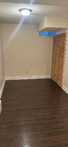 1 Bedroom Basement Apartment  For Rent In Mississauga. - Photo 10