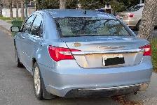 2013 Chrysler 200 - Photo 7