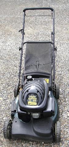 YARDWORKS SELF PROPELLED GAS LAWN MOWER - Photo 3