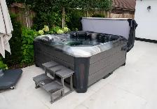 STARGATE HOT TUB FOR SALE - Photo 2