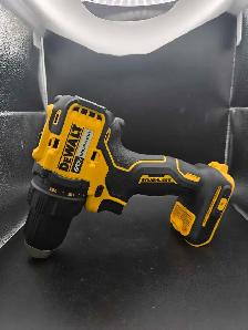 Dewalt DCD793 cordless driver TOOL ONLY