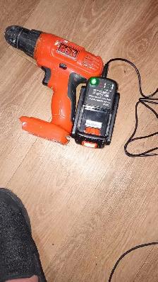 perceuse à vendre rapidement et urgent - Photo 7