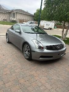 2005 Infiniti G35 Coupe - Photo 2