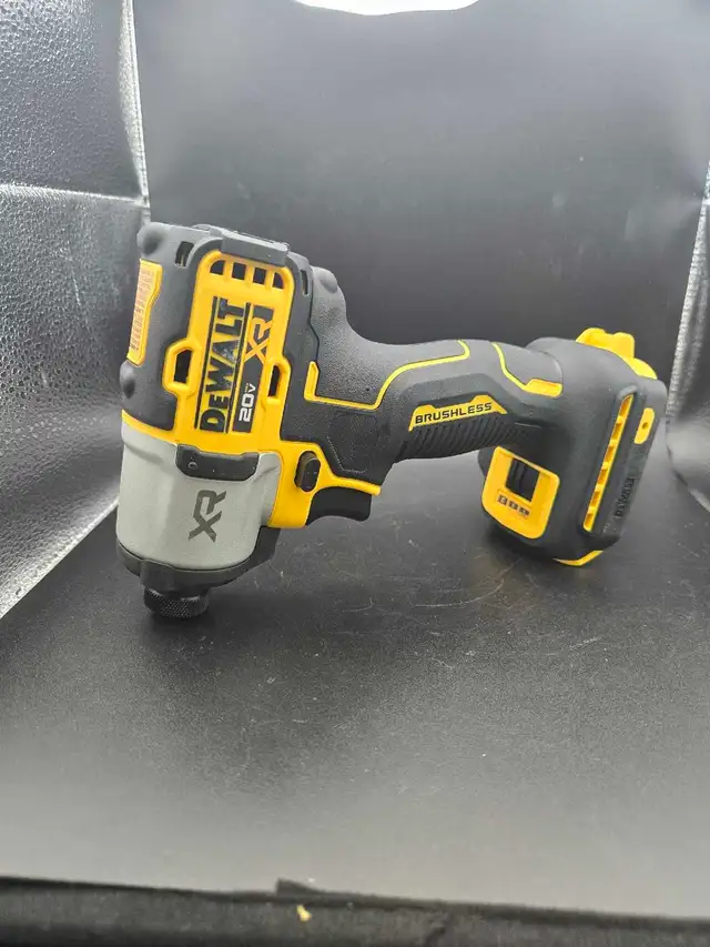 Dewalt DCF845B 1/4' impact driver
