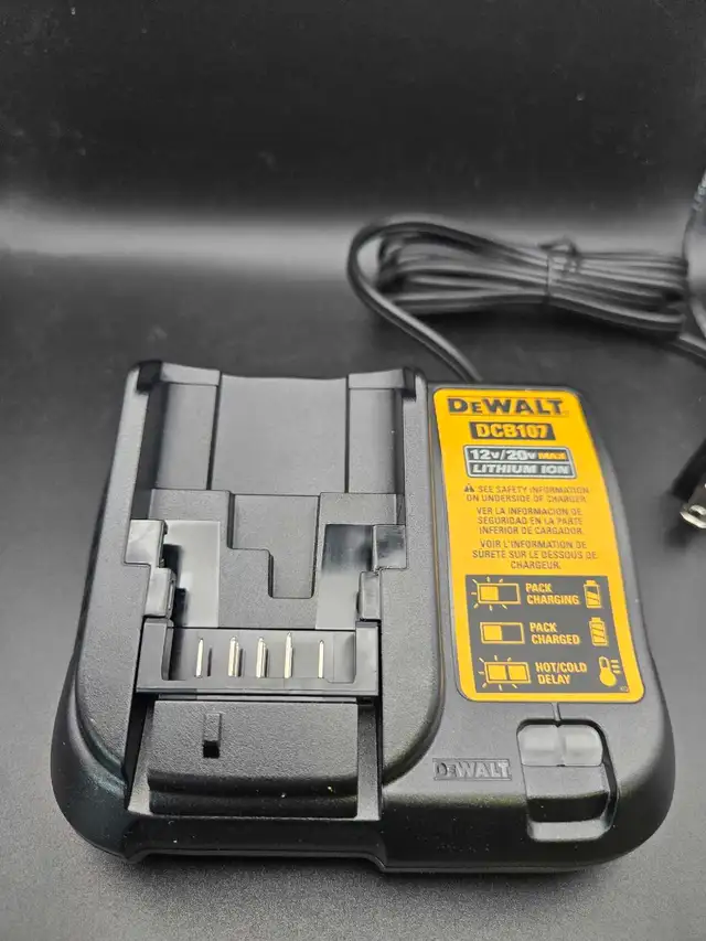 dewalt DCB107 12v/20v battery charger