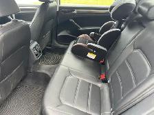 Ex Uber car very well maintained - Photo 7