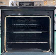 Stylish Samsung Glass Top Stove (S3948) with delivery! - Photo 3