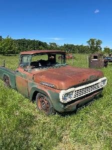 1958 Ford - Photo 3