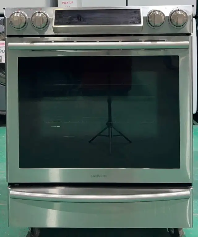 Premium Class Samsung Stainless Stove (S4283) with delivery
