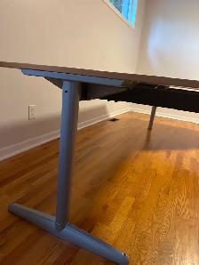 Large office desk / workstation. - Photo 2