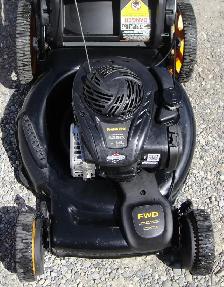 POULAN PRO SELF PROPELLED GAS LAWN MOWER - Photo 4