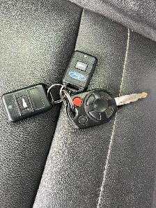 ford escape 2012 remote key with 2 stater - Photo 2