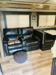 Lot & 2018 Grand Design Imagine Trailer - Photo 8