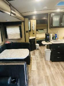 Lot & 2018 Grand Design Imagine Trailer - Photo 10