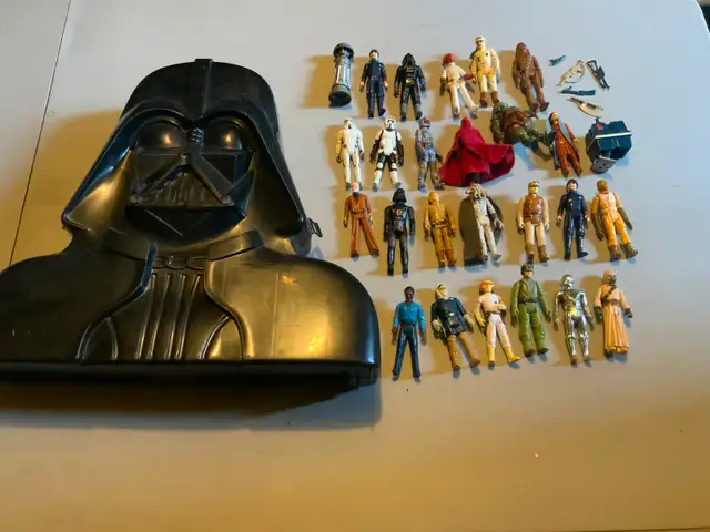 Star Wars vintage figures with Darth Vader carry case & weapons