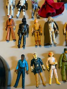 Star Wars vintage figures with Darth Vader carry case & weapons - Photo 5
