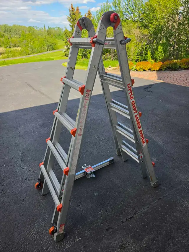 LADDER LITTLE GIANT M22