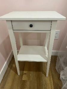table de nuit