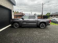 2023 Toyota tundra limited TRD 4x4 - Photo 2