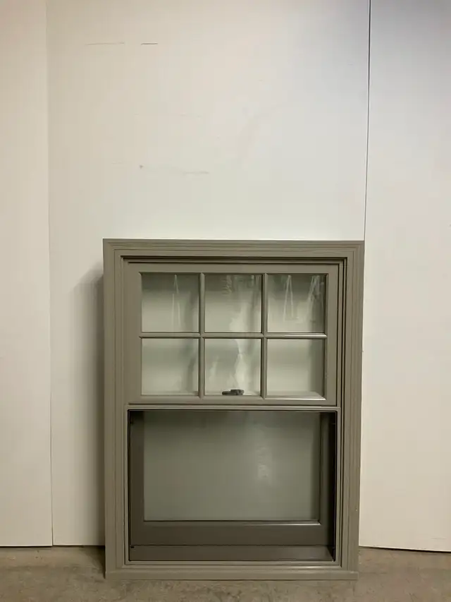 10747GH Fenêtre Guillotine HYBRIDE Argile Bois Intérieur 36 x 48