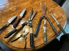 Yardworks Garden Hand Tool Set !
