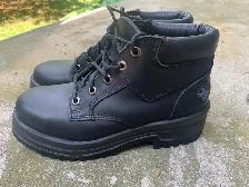 NEW.  Terra 13915HT Work Boots. Size 7. - Photo 4