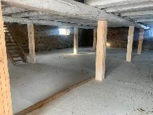Custom barn restoratoon