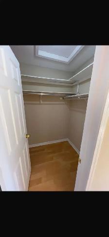 Two male persons -one large room in sharing. Brampton. - Photo 3