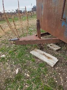 For sale: 250 bushel creep feeder - Photo 4