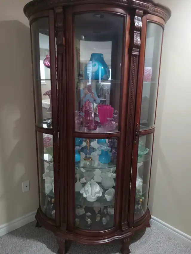 MAHOGONY SOLID WOOD CHINA CABINET
