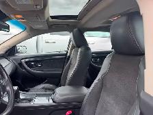 2010 Ford Taurus SHO - AWD - 3.5L TWIN TURBO - Photo 11